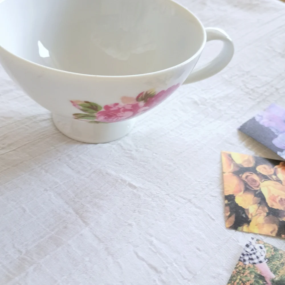 🌹 ROSETTE CORE 🌹 VTG squatty white porcelain Japanese teacup, Coquette Style
